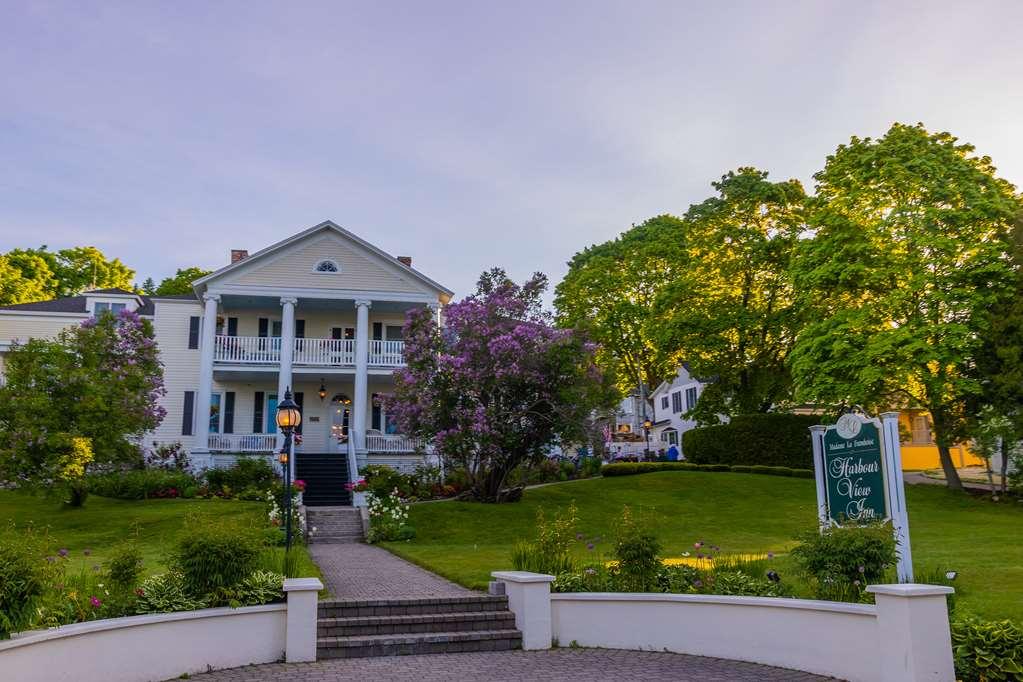 Harbour View Inn マキノー島 エクステリア 写真